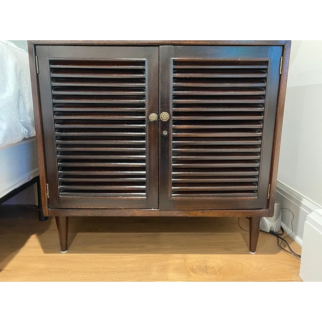 Mid-Century Modern 1950s Set of Two Gonzalo Puyat & Sons Cabinets For Sale - Image 3 of 18