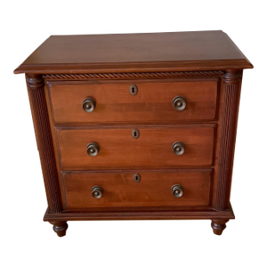 1980s Vintage Durham Furniture Solid Cherry Nightstand Saville Row