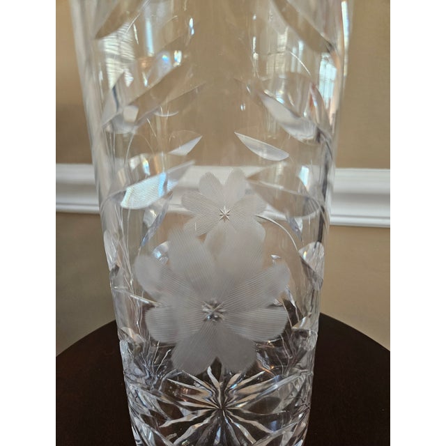 Early 20th Century Antique American Brilliant Cut Daisy & Leaf Cylinder Vase For Sale - Image 5 of 8