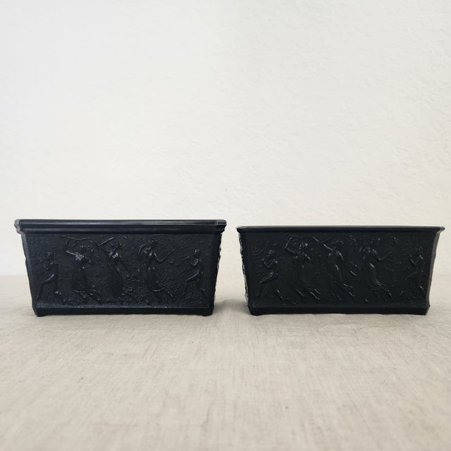 Early 20th Century Vintage Black Amethyst Cachepot Jardinieres, a Pair For Sale - Image 5 of 12