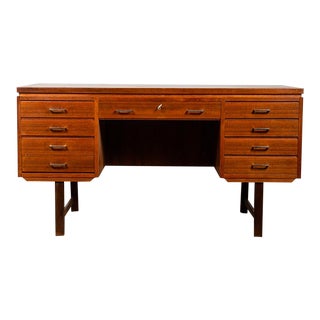 1960s Mid Century Danish Modern Floating Teak Executive Desk For Sale