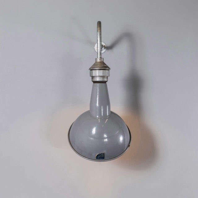 1950s Industrial Grey Benjamin Crysteel Enamelled Parabolic Lamp, 1950s For Sale - Image 5 of 10