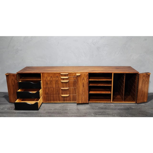 Mid 20th Century Large Harvey Probber Sideboard in Rosewood For Sale - Image 16 of 18