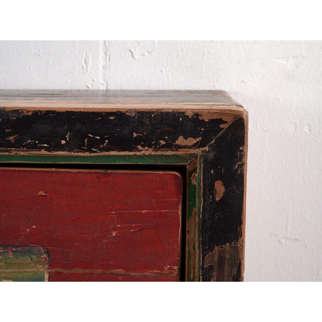 Antique Chinese Qing Dynasty Gansu Cabinet in Painted Pine For Sale - Image 5 of 12