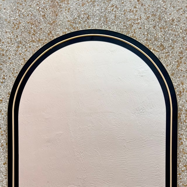 1980s Art Deco Revival Large Arched Black & Gold Framed Wall Mirror Circa 1980s For Sale - Image 5 of 10