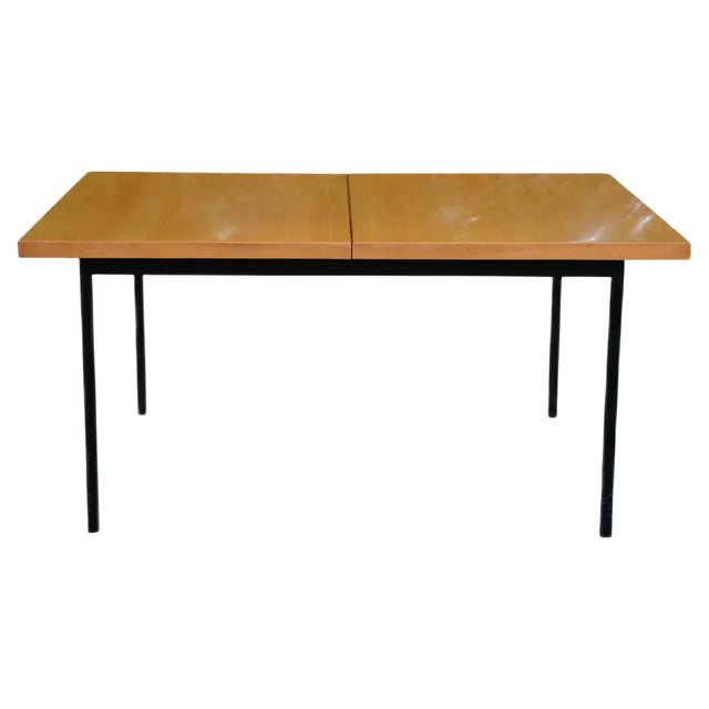 Mid-Century Extendable Birch Veneer No. 413 Dining Table by Fred Ruf for Knoll Inc. / Knoll International For Sale