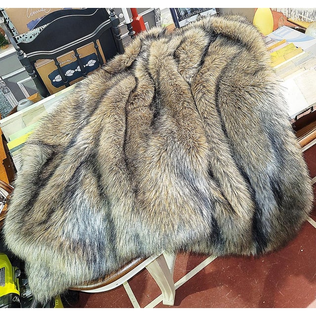 Contemporary Faux Fur Bear Throw by Restoration Hardware For Sale - Image 3 of 12
