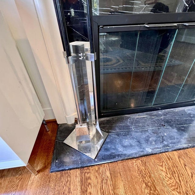 2010s Alessandro Albrizi Mid-Century Modern Acrylic Lucite Fireplace Set For Sale - Image 5 of 5