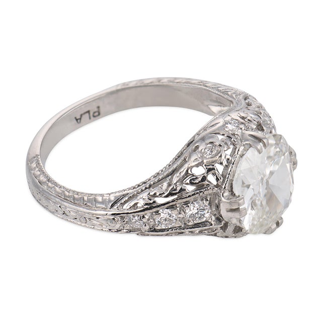 1920s Art Deco Gia 1.21 Carat Diamond Platinum Engagement Ring, Size 4.75 For Sale - Image 4 of 6