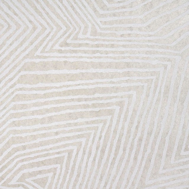 Contemporary Schumacher Labyrinth Grand Wallpaper In Soft Silver For Sale - Image 3 of 5