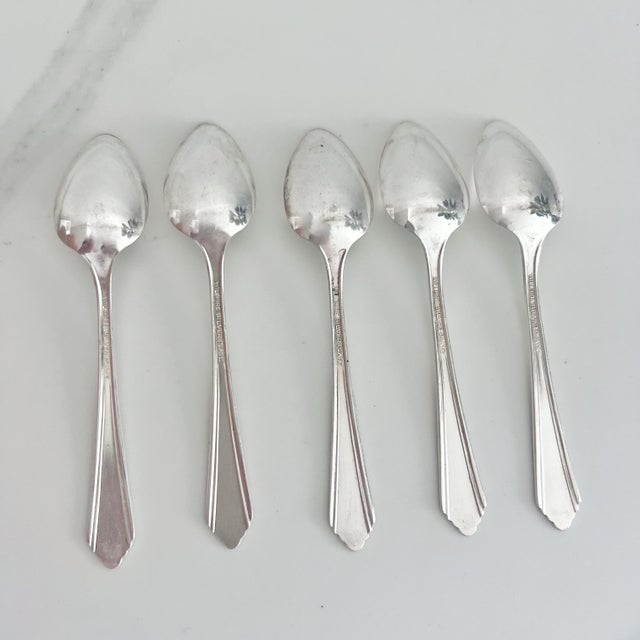 Set of 5 silverplated demitasse spoons, small size good for coffee or tea, marked “Wilshire Silver Plate” on back....