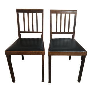 Set of 2 Vintage Airstream Leg-O-Matic Lorraine Pair of Folding Chairs Walnut and Black Vinyl For Sale