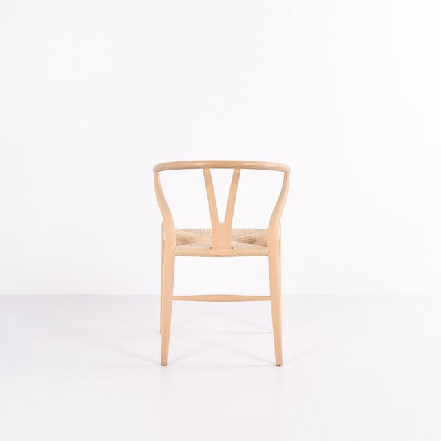 Model CH24 Wishbone Chairs in Beech and Cord by Hans J. Wegner for Carl Hansen & Søn, 1970s, Set of 6 For Sale - Image 6 of 17