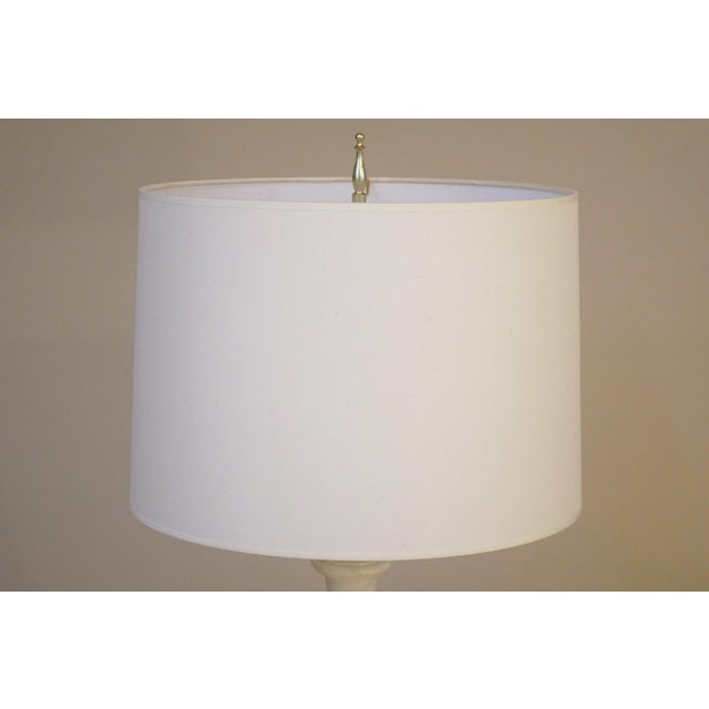 1960s Large Hollywood Regency Modern Carrara Marble "Tuscan" Style Column Table Lamp For Sale - Image 10 of 11