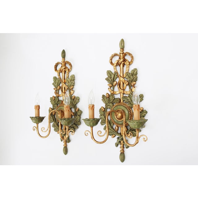 Carved Florentine Wall Lamps with Oak Leaves and Acorns, 1970, Set of 2 For Sale - Image 11 of 12