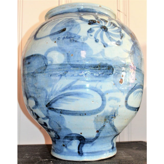 Abstract Chinoiserie Blue and White Abstract Lotus Vase For Sale - Image 3 of 6