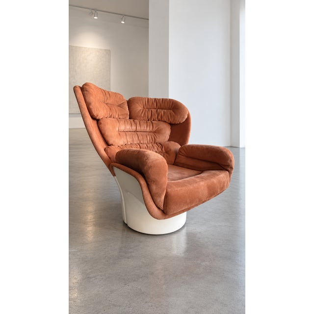 Joe Colombo’s iconic Elda swivel armchair, an original period Confort edition, acquired at Piasa in January 2024. Its...