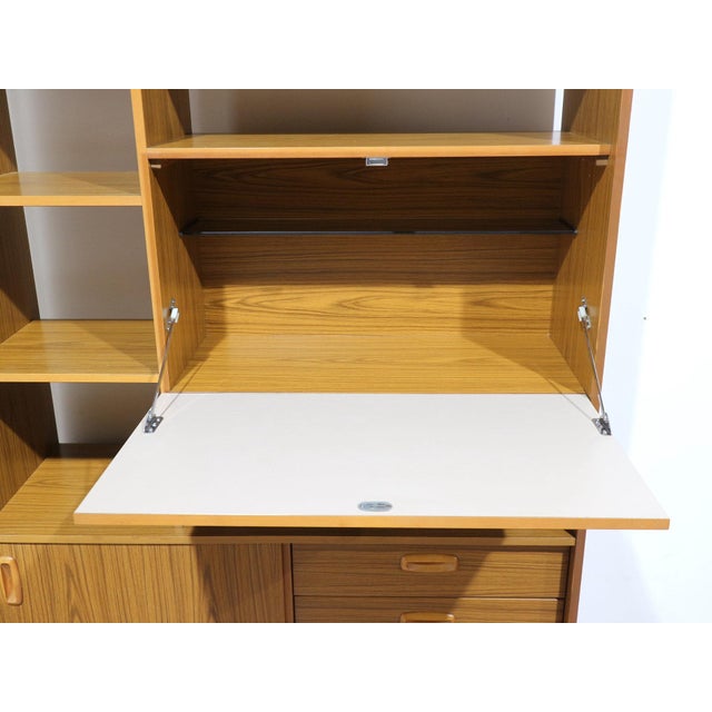 Mid-Century Modern Mid Century Modern Vintage Schreiber Room Divider Display Cabinet For Sale - Image 3 of 15