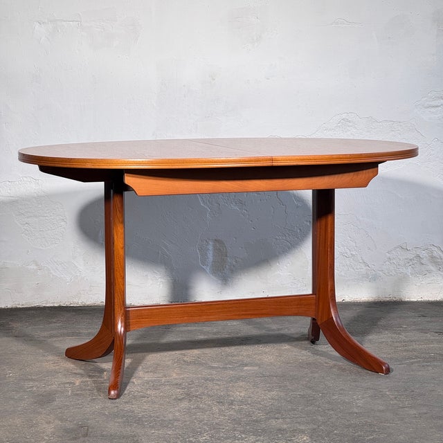 Oval Extendable Teak Dining Table by Parker Knoll, 1960s For Sale - Image 10 of 10