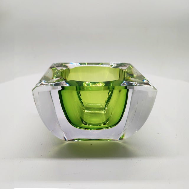 Square Ashtray or Catch-All in Lead Crystal attributed to Val Saint Lambert, Belgium, 1960s For Sale - Image 4 of 12
