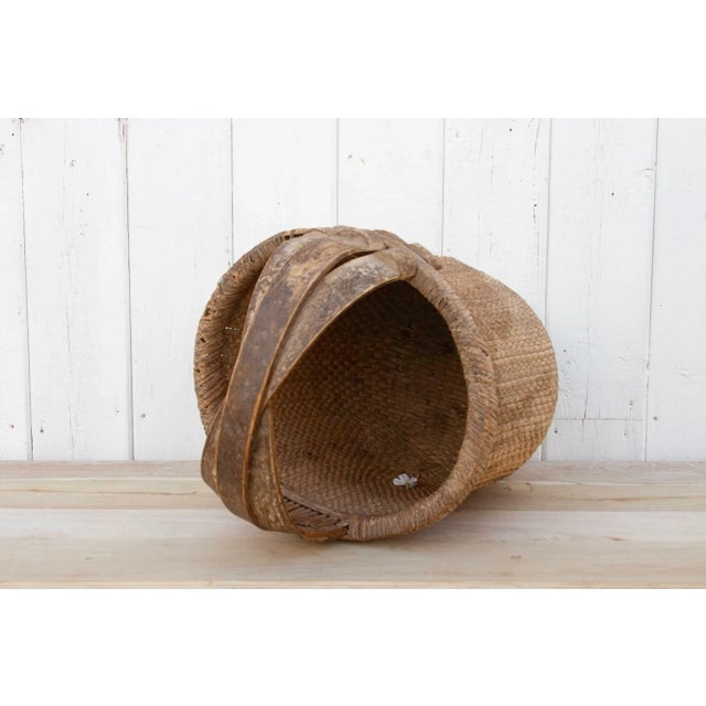 Farmhouse Country Woven Fruit Basket For Sale - Image 3 of 11