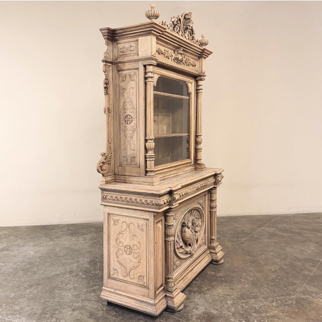 19th Century French Renaissance Revival Bookcase ~ Bibliotheque in Stripped Oak For Sale In Baton Rouge - Image 6 of 18
