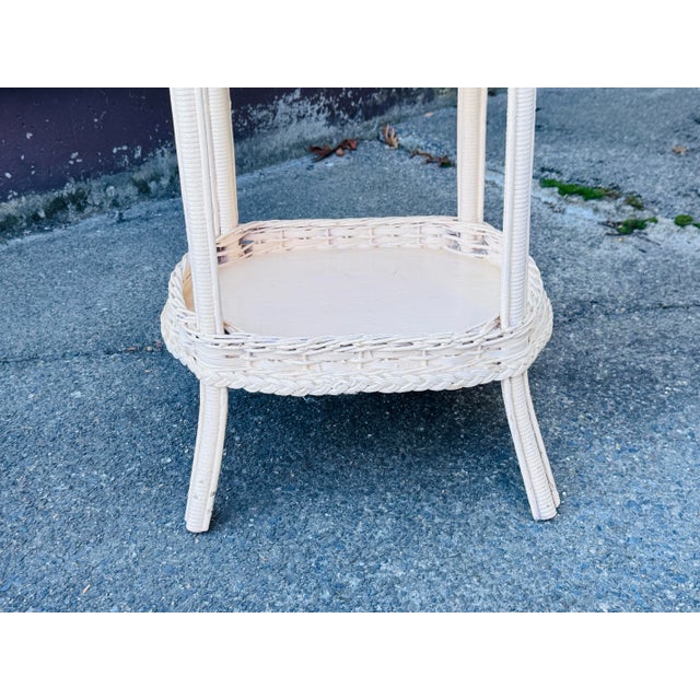 American Vintage 1920 Heywood Wakefield Oval Wicker Painted Planter Stand For Sale - Image 3 of 9