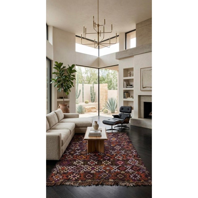 Antique 1950s Kütahya Cecim Kilim | Handwoven Anatolian Tribal Kilim For Sale - Image 9 of 9