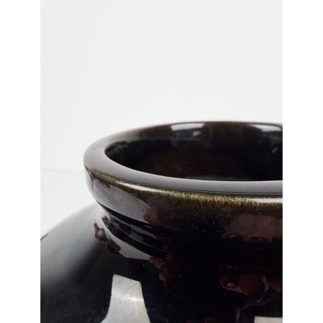 Mid-Century Italian Maiolica Vase attributed to Gariboldi for Richard Ginori San Cristoforo, 1930s For Sale - Image 3 of 16