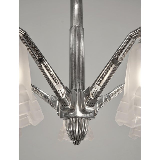 Silver Degue French Art Deco Chandelier 1930s - Stepped Geometric Frosted Glass For Sale - Image 8 of 11