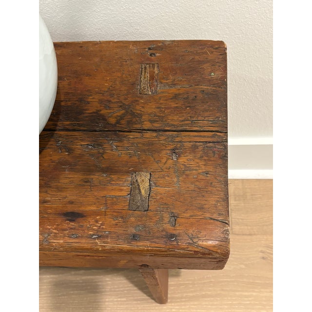 Antique Early American Americana Primitive Plank Wood Farm Bench, 19th Century For Sale - Image 9 of 18
