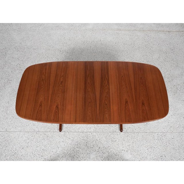 1960s Mid-Century Modern Danish Extendable Oval Dining Table in Teak from Skovby, 1960s For Sale - Image 5 of 13
