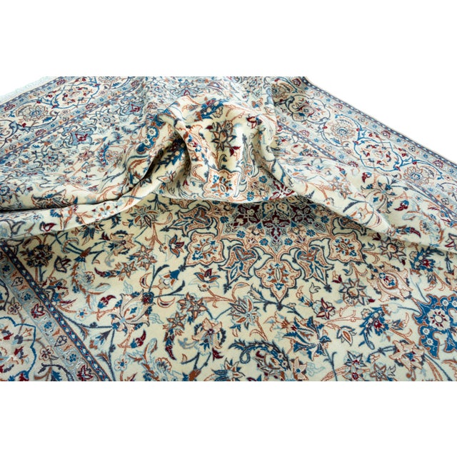 Hand-Knotted Rug with Silk For Sale - Image 10 of 12