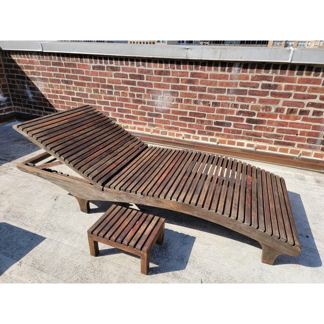 Janus Et Cie Teak Oversized Chaise Lounge & Drink Table Chairish
