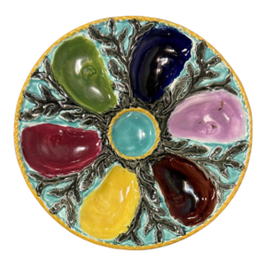 19th Century S. Fielding & Co. English Majolica Multicolored Oyster Plate Seaweed Decoration