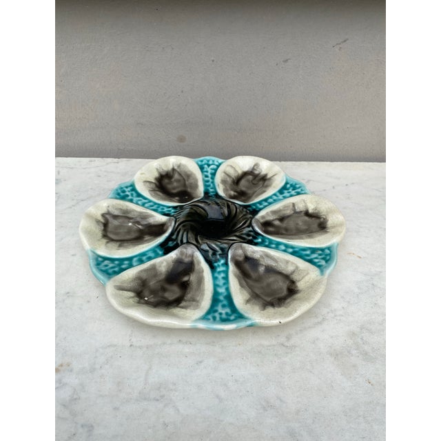 French Majolica oyster plate Orchies, circa 1910.