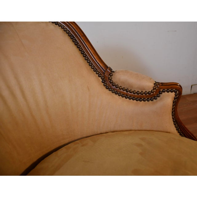 1900 Antique French Louis XV Hand Carved Walnut Living Room Chair / Used Fabric For Sale - Image 4 of 18