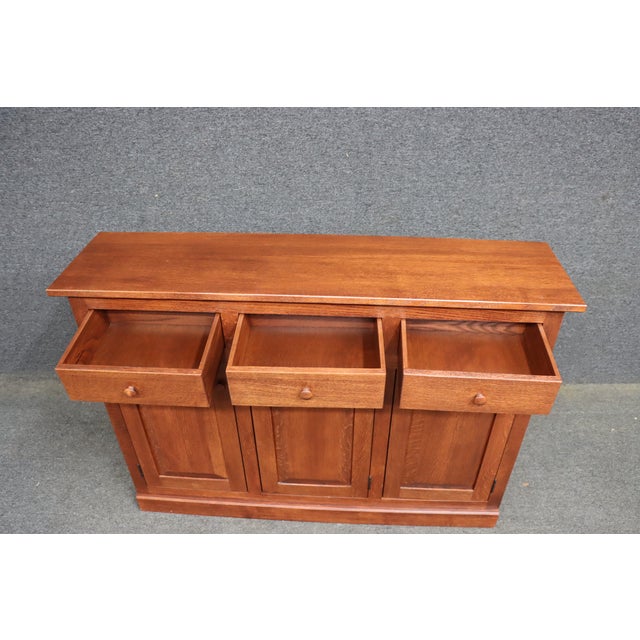 Hunt Country Furniture Brandywine Hall Quarter Sawn Oak Buffet For Sale - Image 12 of 18