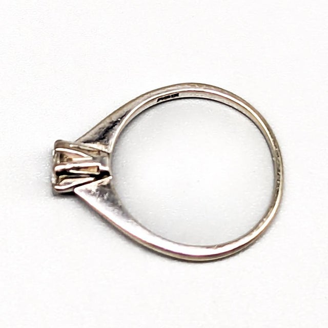 14 Karat Gold Solitaire Ring with Diamond For Sale - Image 3 of 4