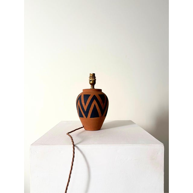 Mid-Century Modern Painted Terracotta Chevron Lamp, France, 1980s For Sale - Image 3 of 6
