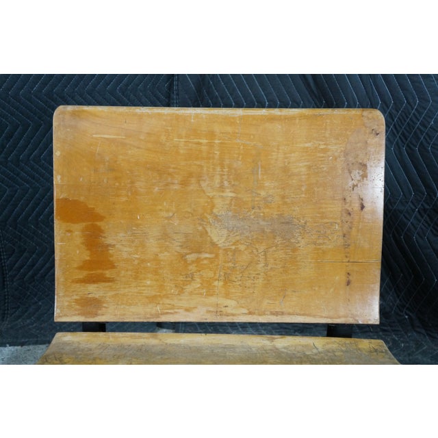 Antique T. Kundtz Co. American Solid Maple Classroom School Desk Cast Iron 1900 For Sale - Image 16 of 18