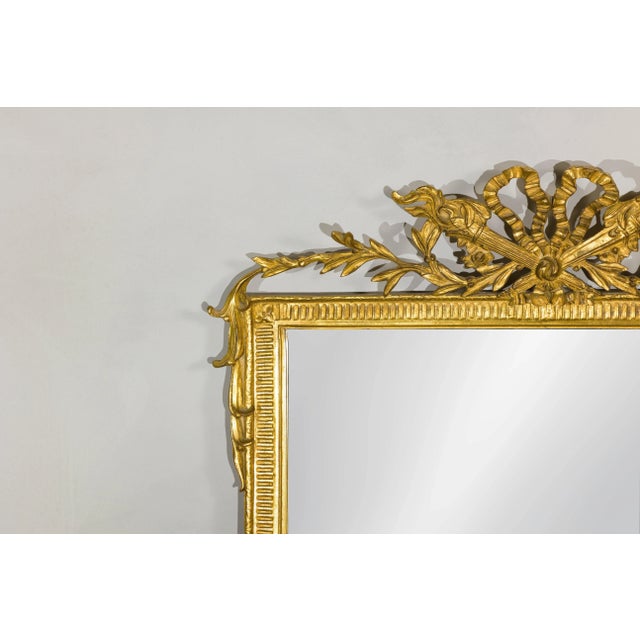 Gold Louis XVI-Style Giltwood Mirror with Allegorical Crest of Triumph and Virtue For Sale - Image 8 of 12