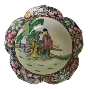 Vintage Chinese Famille Rose Porcelain Bowl