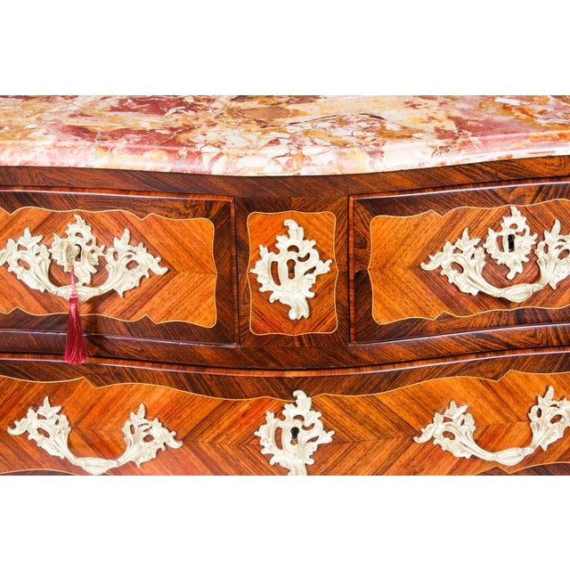 Brown French Louis XVI Marquetry Chest of Drawers, 18th Century For Sale - Image 8 of 18
