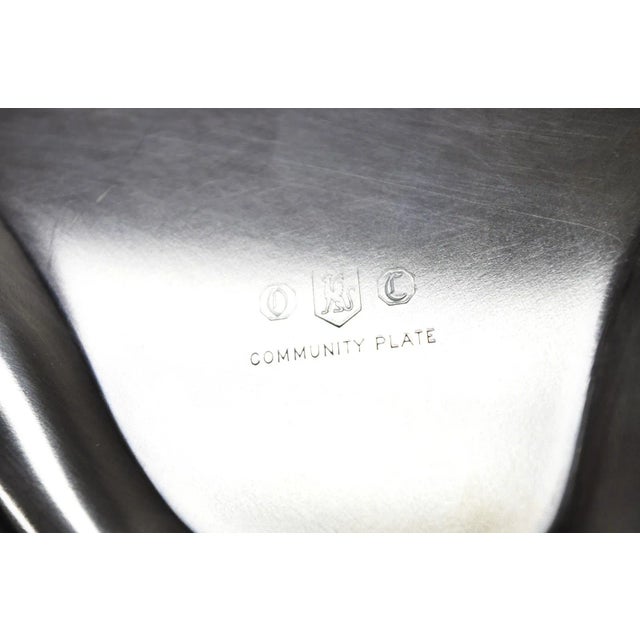 Vintage Community Plate English Regency Silver Plated Oval Meat Cutlery Serving Platter For Sale - Image 11 of 11