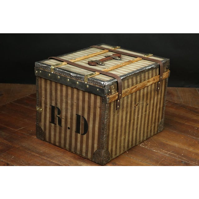 Monogrammed Hat Trunk in Striped Canvas, 1920s, in Very Good conditions. Designed 1920 to 1949