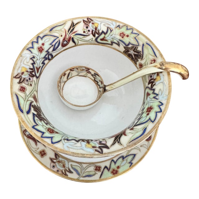 Early 20th Century Morimura Sauce Bowl With Stand and Ladle For Sale