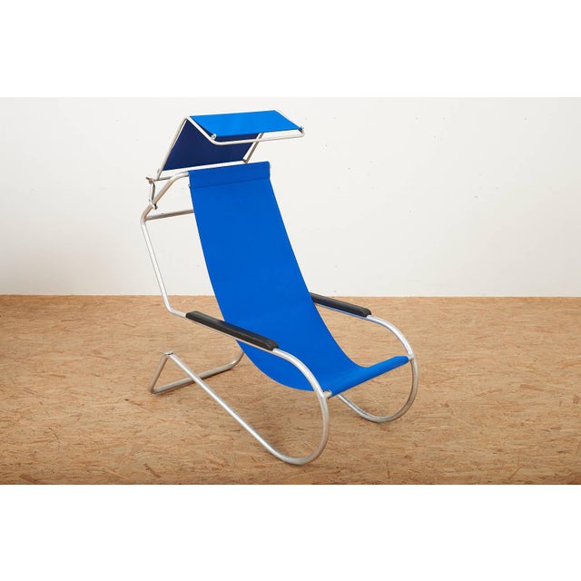 Lido Lounger in Blue by Battista and Gino Giudici, 1935, in Good conditions. Designed 1920 to 1949 I have official proof...