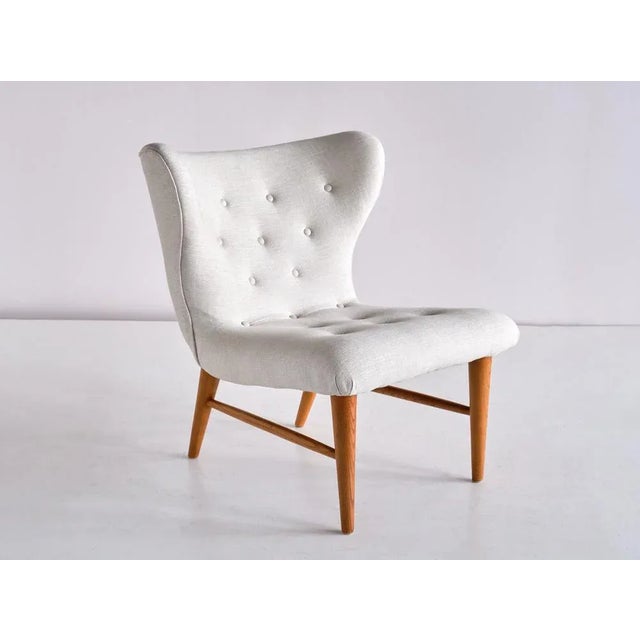 Set of Lounge Chairs in Ivory Linen and Elm by Eric Bertil Karlén, Sweden, 1940s For Sale - Image 4 of 12