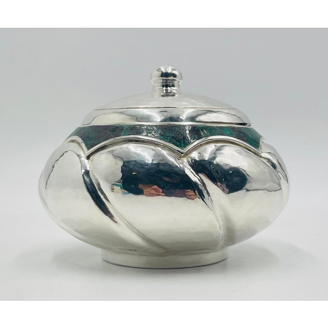 1960s 1960s Los Castillo Taxco Malachite Inlay Covered Bowl Mexican Silversmithing For Sale - Image 5 of 18